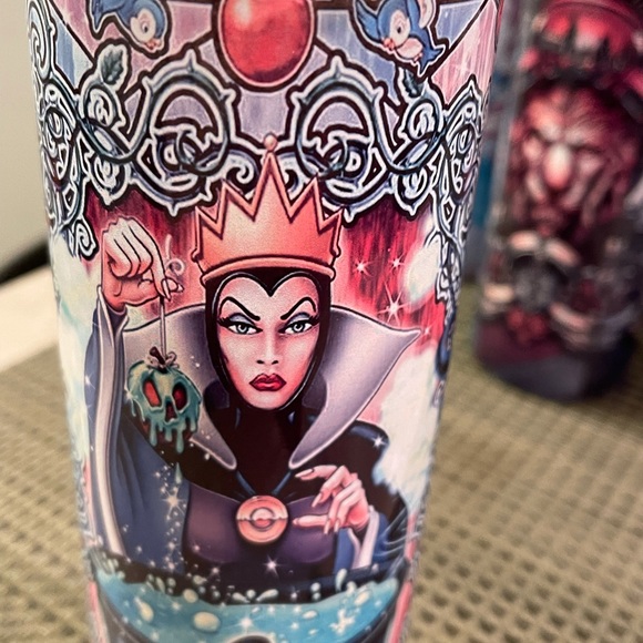 20 ounce stainless steel Disney Villains Tumbler - Picture 5 of 10